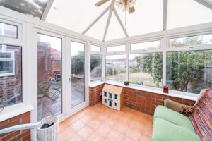 CON- click for photo gallery